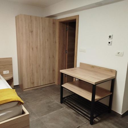 Apartma Mamut 1850 卡姆尼克 外观 照片